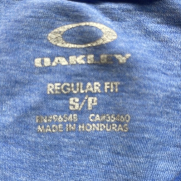 Oakley men’s size small - Picture 2 of 3